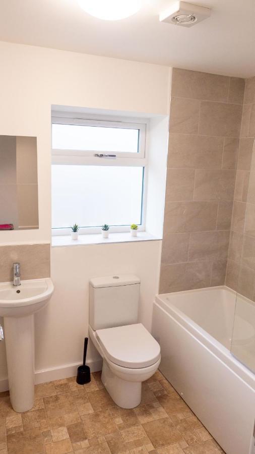 Апартаменти Didcot- Private Flat With Garden & Parking 03 Екстер'єр фото